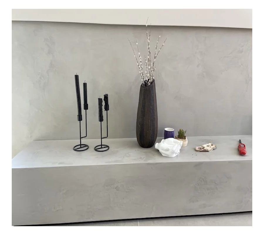 Отделка стен микроцементом