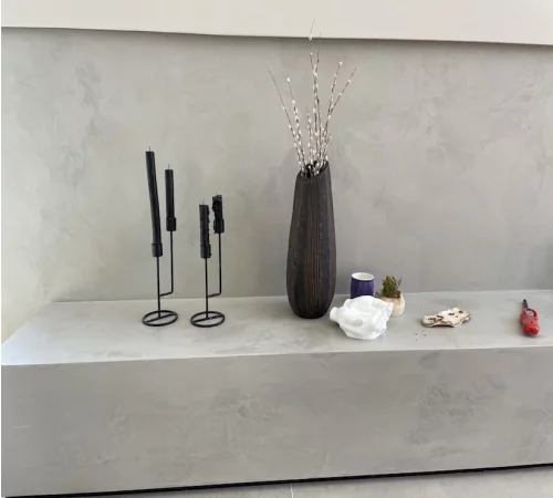 Отделка стен микроцементом