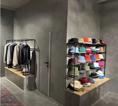 Отделка стен микроцементом